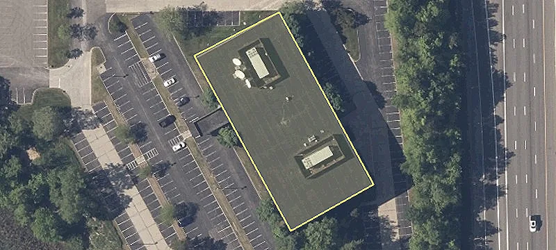 Office Space with Tenant Amenities