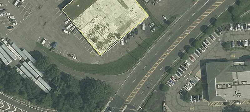 Stand-Alone Building with Secured Yard