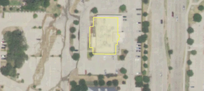 Retail Space Available For Rent