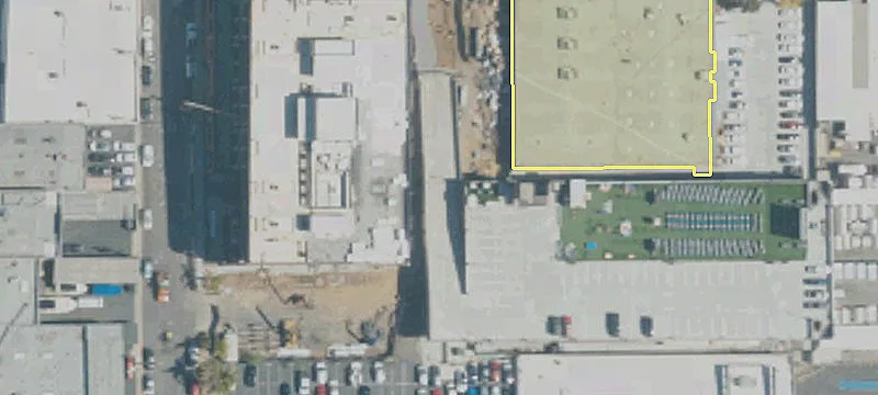 Warehouse Campus in Smoky Hollow