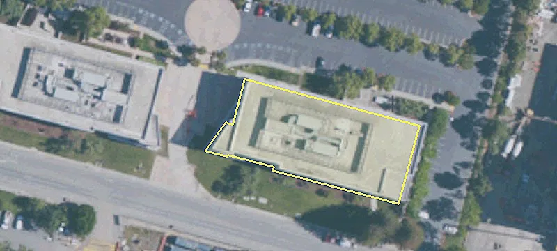 Office Building with Expansion Potential