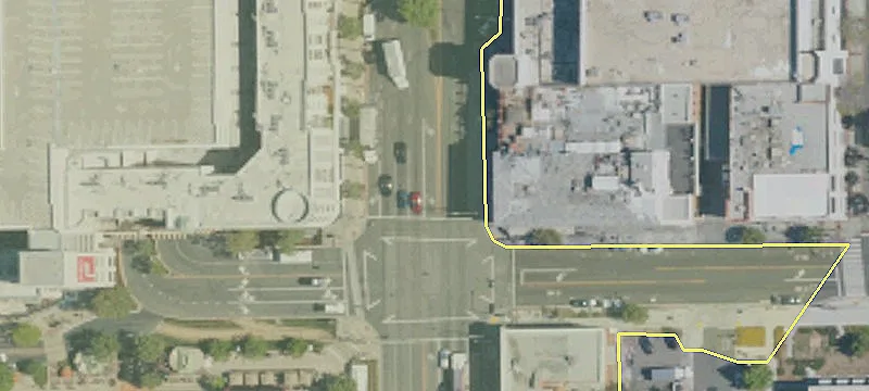 Retail Space in Downtown Glendale