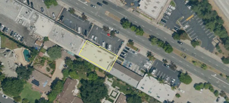 Retail Space in La Canada