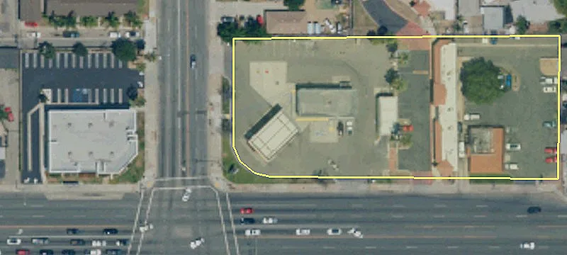 Rialto Retail Building For Rent