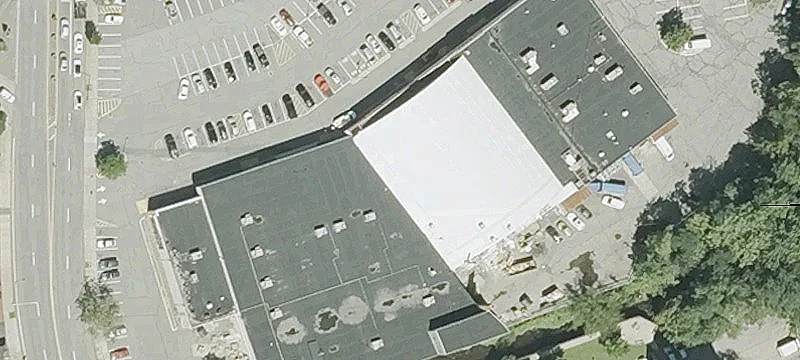 Retail Space Available For Rent