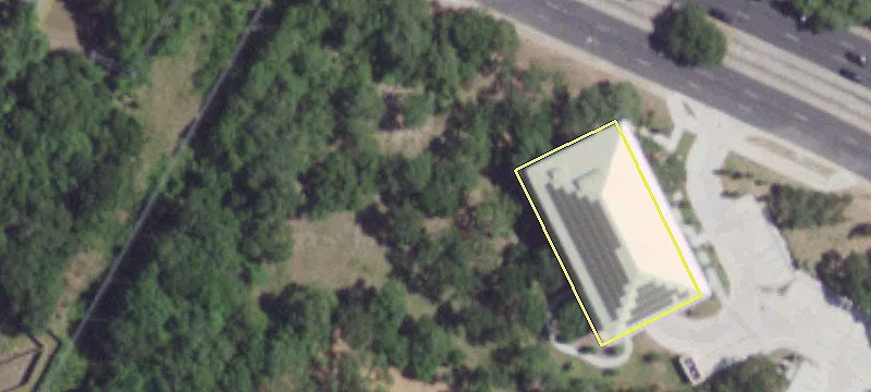 Retail Space Near Williamson Creek