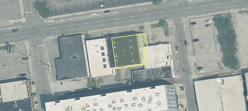Single-Story Commercial Space Available