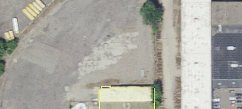 Convenient Minneapolis Distribution Property