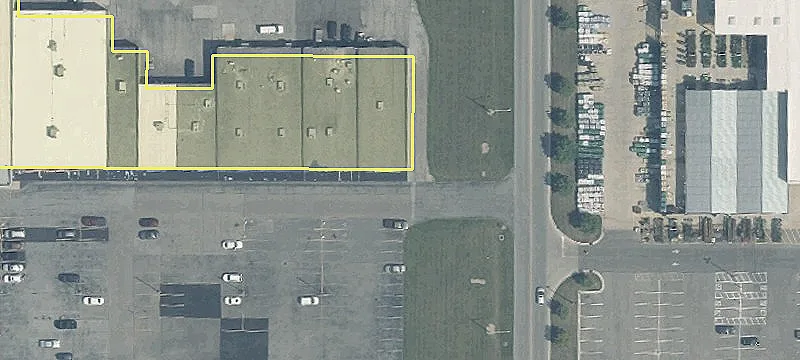 Retail Space with High Visibility
