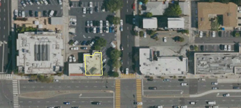 Hillcrest Retail Lot with Parking