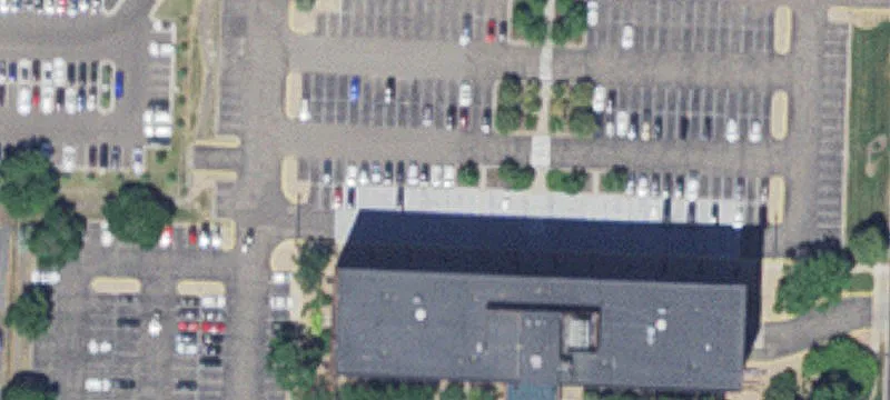 Office Space with Tenant Amenities