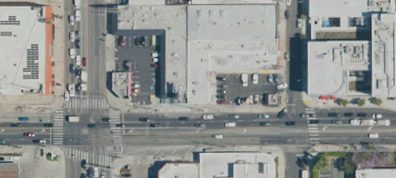 Retail Space in Hollywood Corner