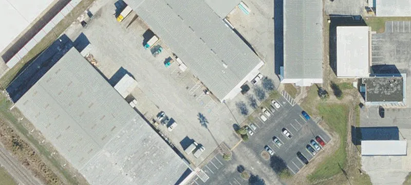 Lakeland Warehouse with Showroom Space