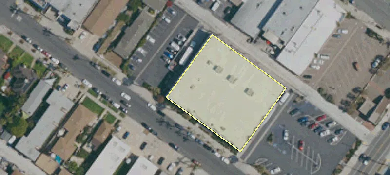 Retail Space with On-Site Parking
