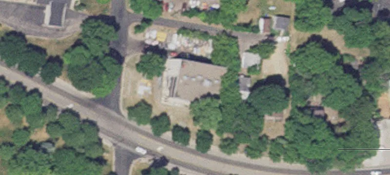 Commercial Property in Lakeside Community