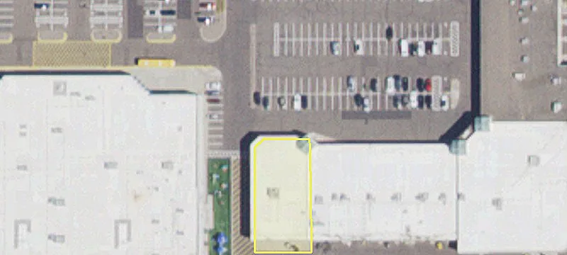 Retail Space in Cub Foods Plaza