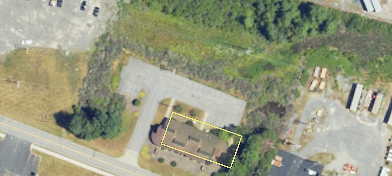 Spacious Industrial Warehouse For Lease