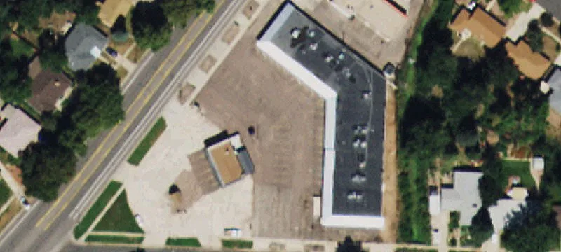 Fully Leased T-Gap Marketplace