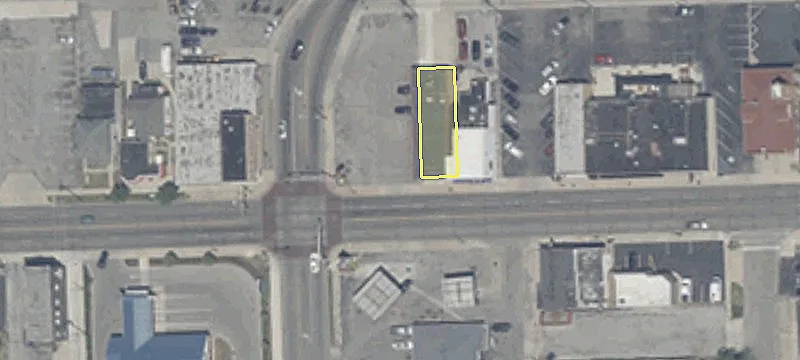 Retail Spaces in Kroger Anchored Center