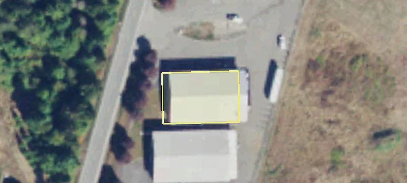 Industrial Building on Large Lot
