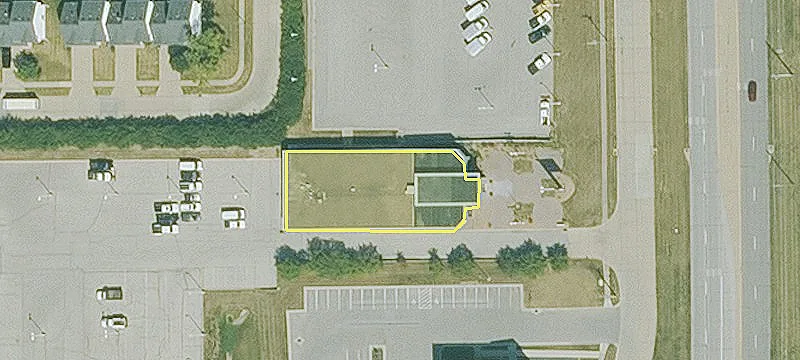 Automotive Property with Outdoor Storage