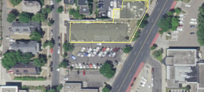 Retail Space on Hennepin Avenue