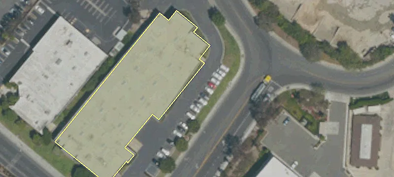 Industrial Building with Barranca Frontage