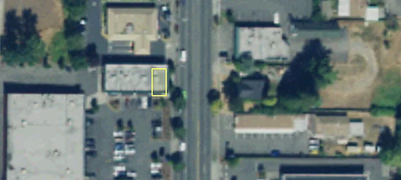 Retail Space with Ample Parking