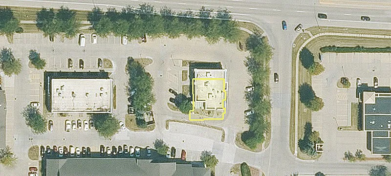 Retail Space in Country Club Square