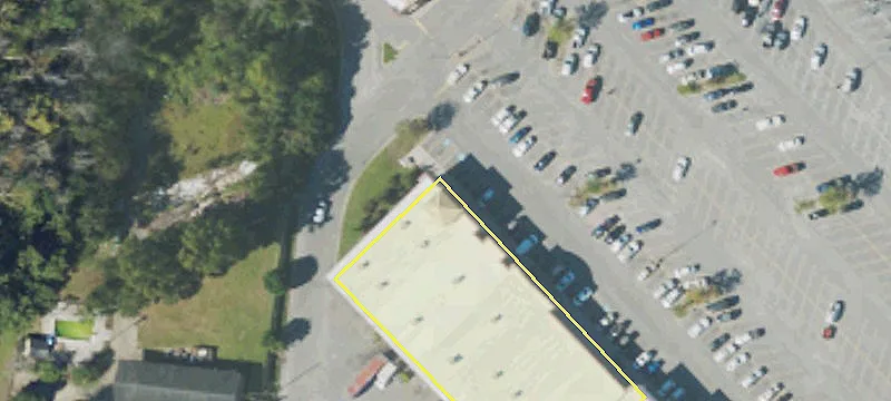 Retail Space in Whiteville Corridor
