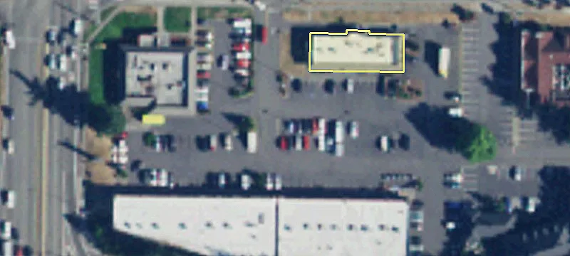 Retail Center Near Bellis Fair