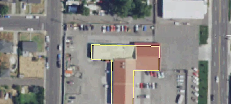 Pasco Commercial Building on Acreage
