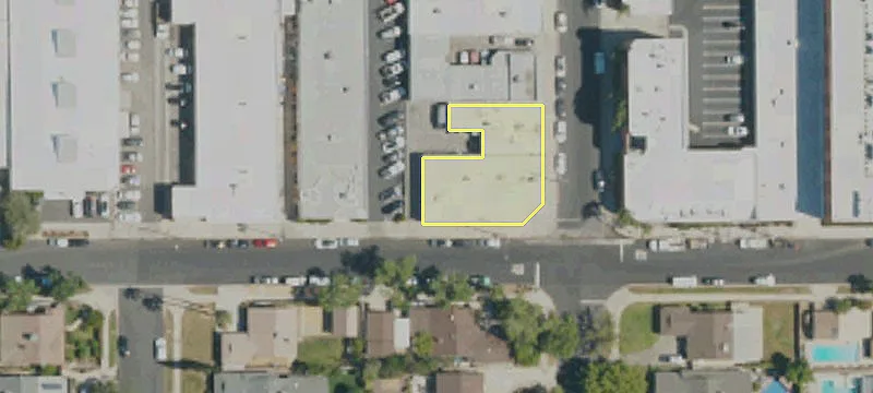 Distribution/Manufacturing Facility in Sherman Oaks