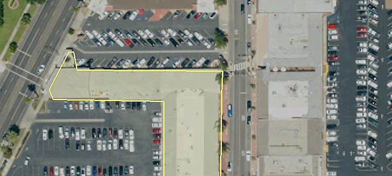 Retail Space Available For Rent
