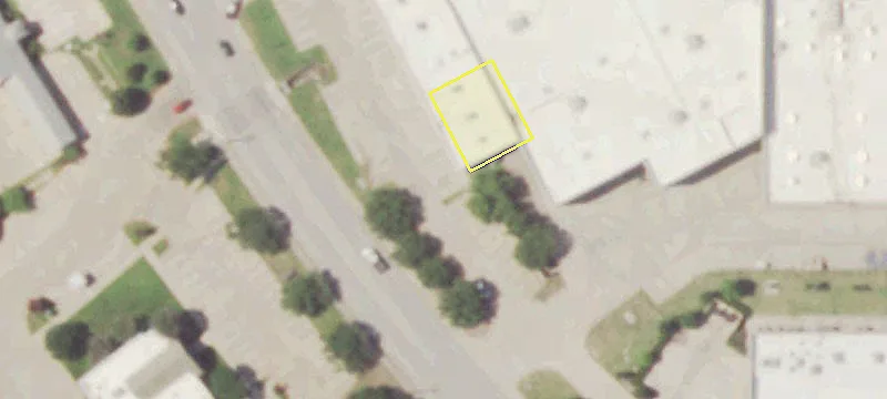 Prime Retail Space Near Walmart