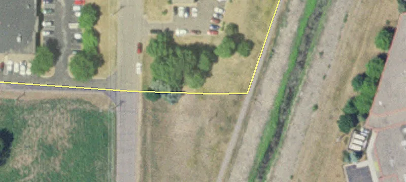 Chaska Warehouse with Office Space