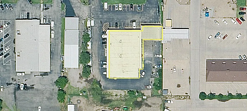 Retail Space Near 30th Avenue