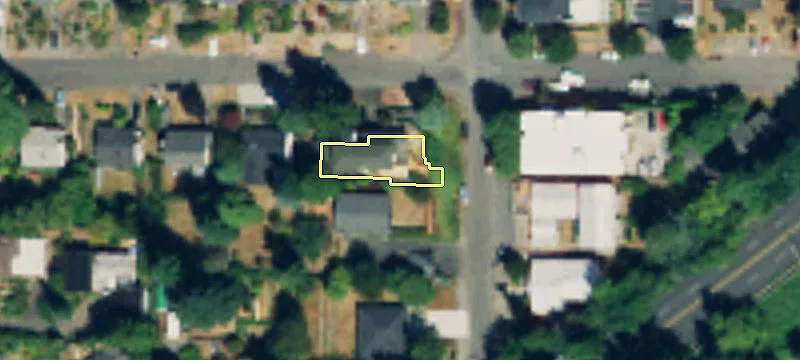 Seattle Warehouse with Fenced Truck Court