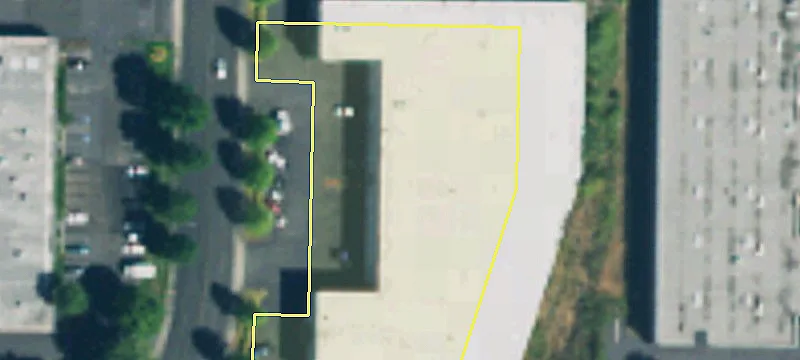 Tukwila Warehouse with Dock Doors