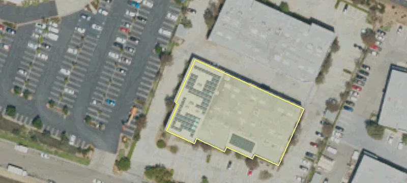 Valencia Warehouse with Solar Panels
