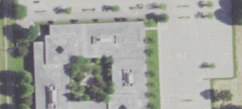Appleton Office Building with Courtyard