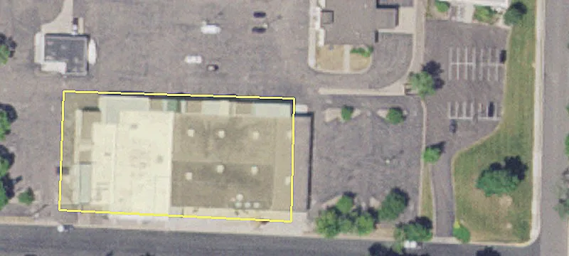 Retail Space Near Lake Minnetonka