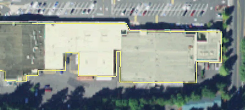 Landmark Shopping Center Anchor Space