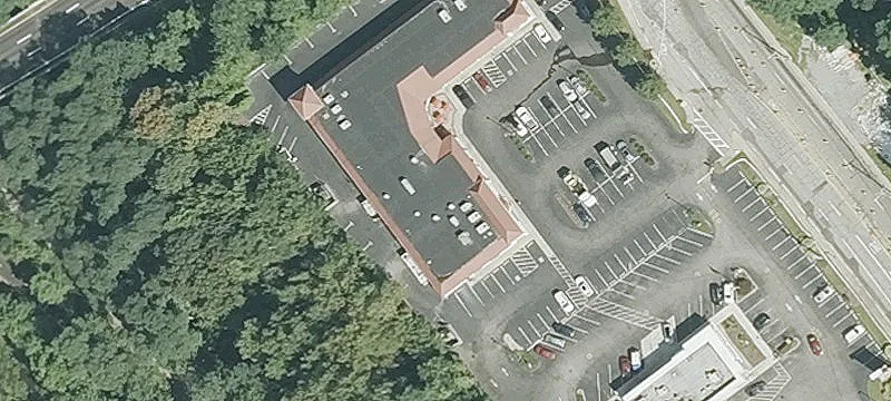 Retail Space in High-Traffic Mall