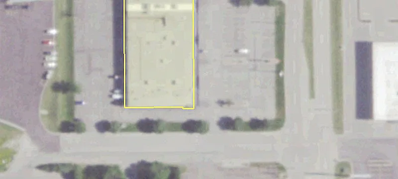 Retail Space Near Fox River