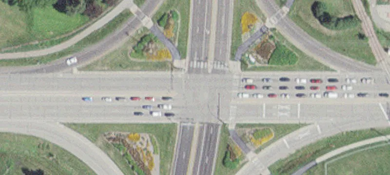 Retail Spaces in Crossroads Center