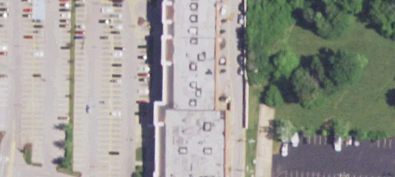 Retail Space in Des Peres