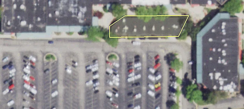 Upscale Shopping Center Retail Space