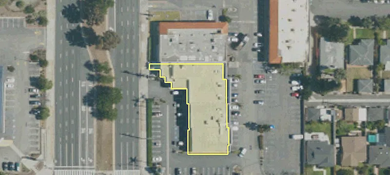 Retail Space Available For Rent