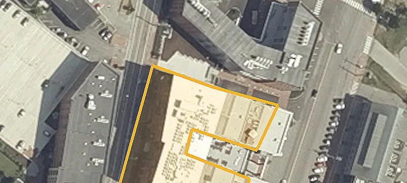 Retail Space in Old Port